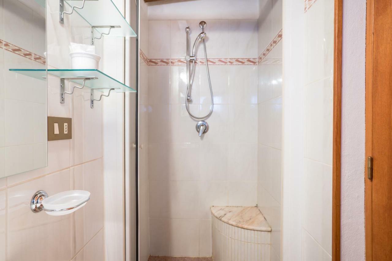 B&B Rosso Baccara Montevettolini Exterior foto